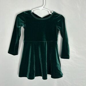 🎄Green Velvet Long Sleeve Holiday Dress 12-18m 🎄